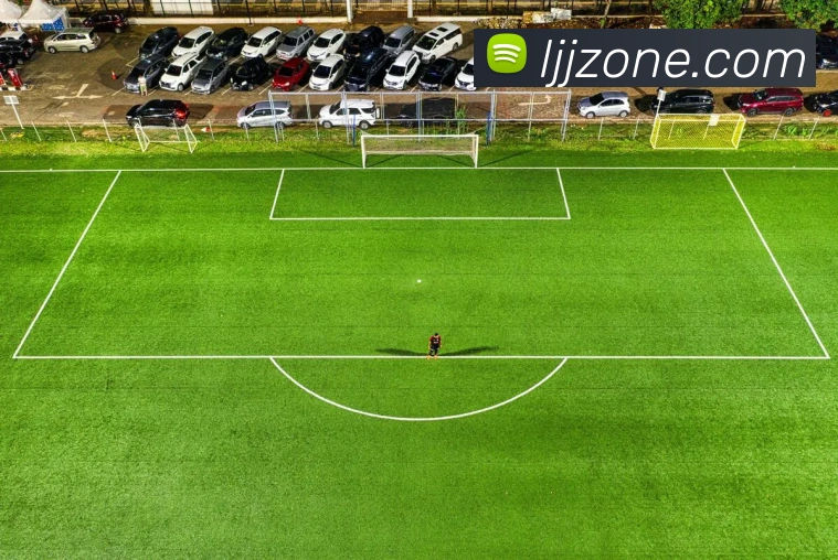 拓媒：比赛最后6分钟克林根替补上场能否守住领先优势24分